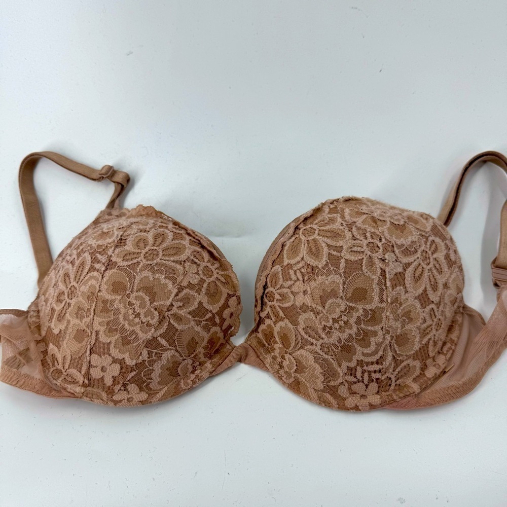 Victoria Secret‎ under wire lace Bra